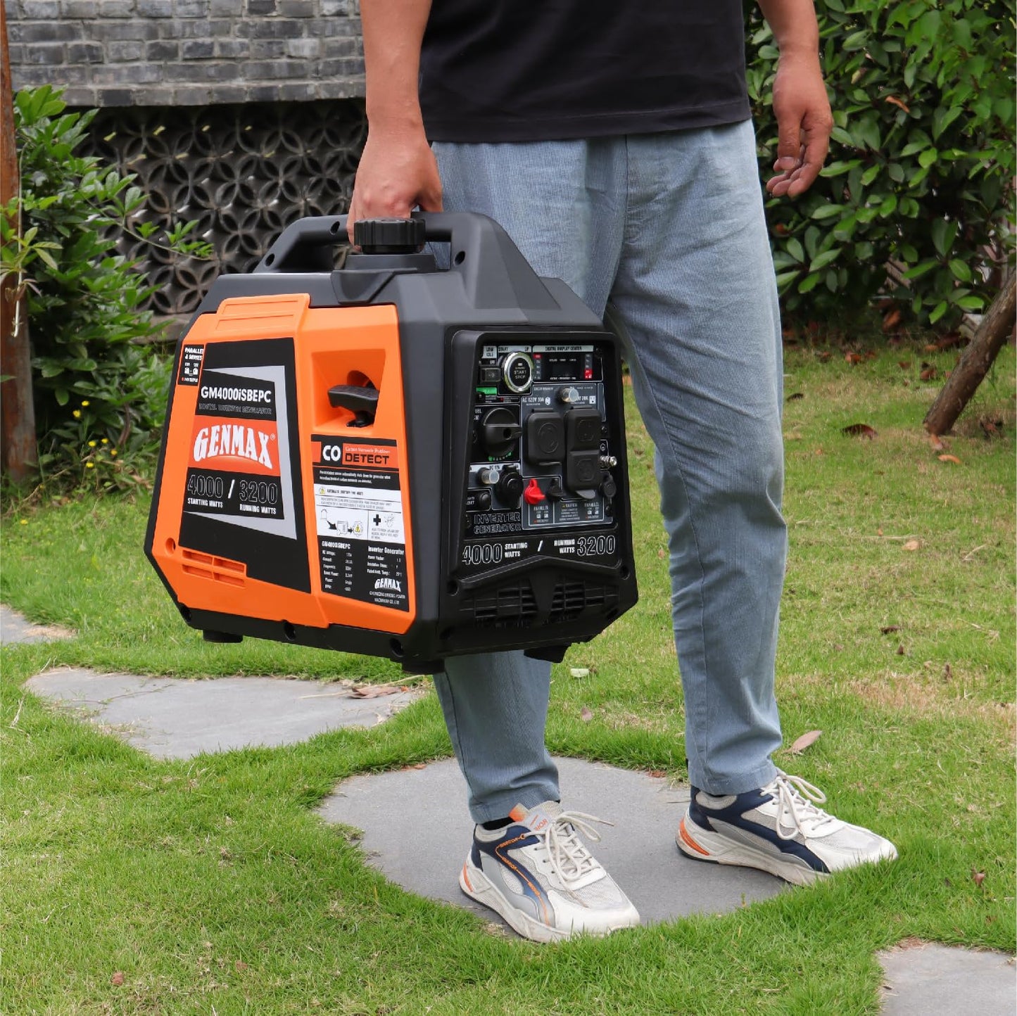 GENMAX Generator，EPA Compliant, Eco-Mode Feature, Ultra Lightweight for Backup Home Use & Camping