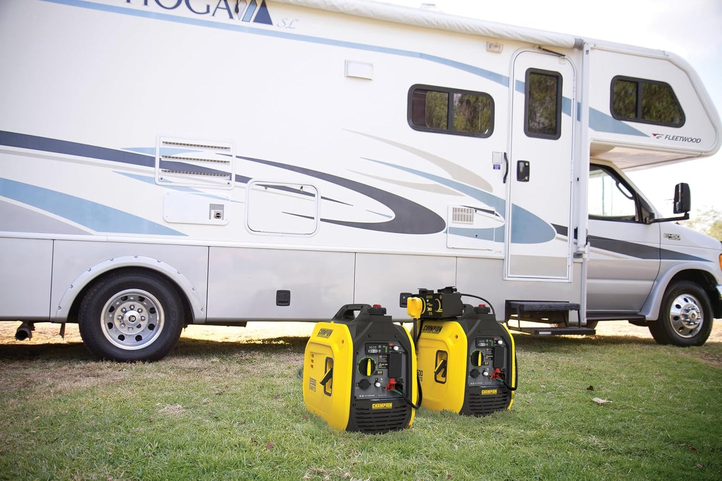 Champion Power Equipment 2500-Watt Ultralight Portable Inverter Generator with Quiet Technology and 3 Year Warranty